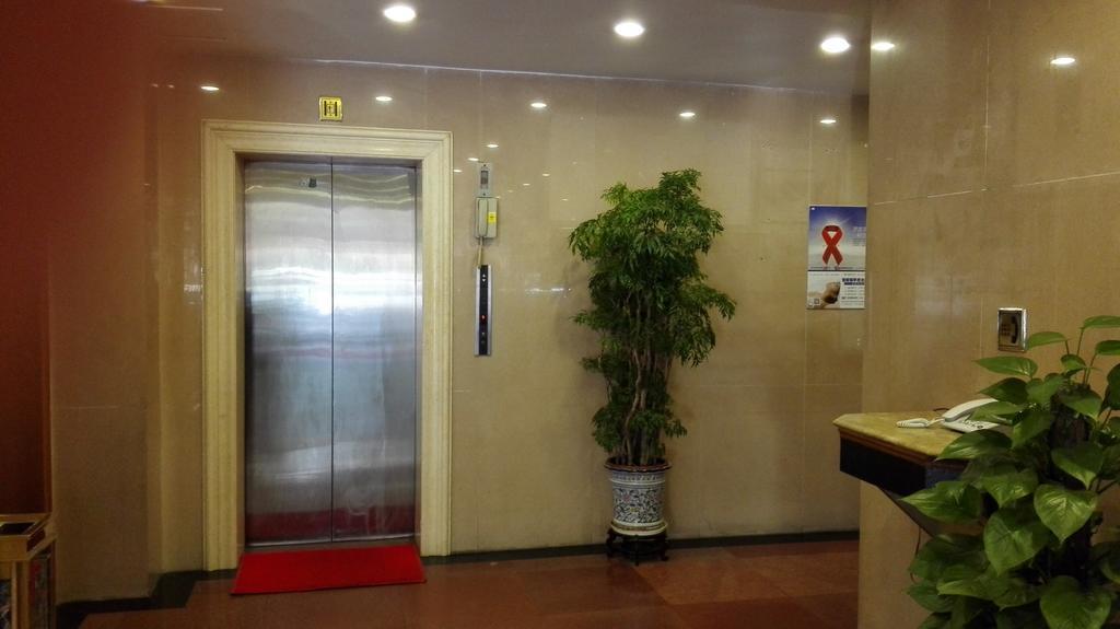 Zhenxing Hotel Шэньчжэнь Экстерьер фото