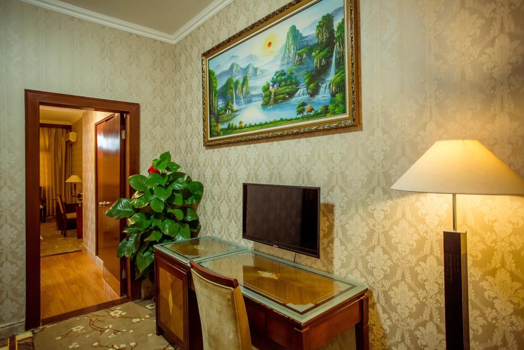 Zhenxing Hotel Шэньчжэнь Экстерьер фото
